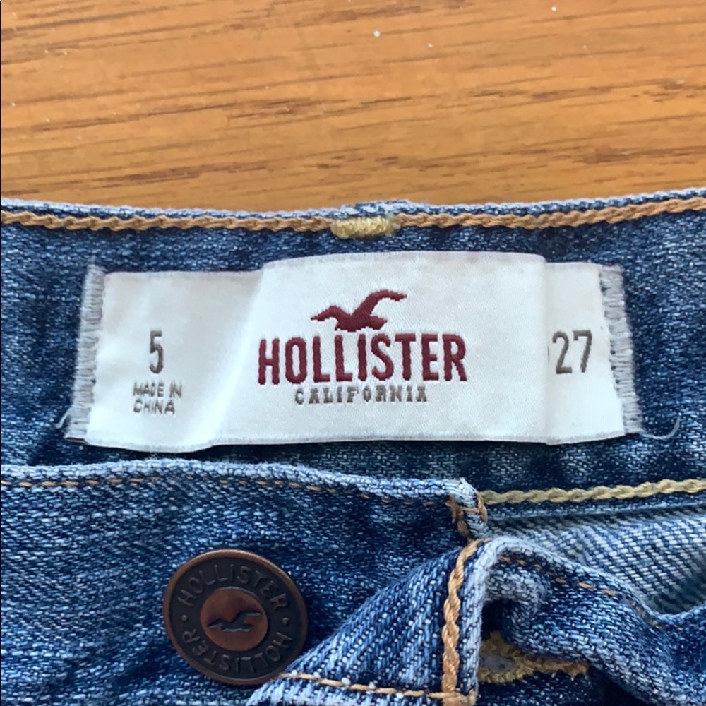 Shorts - Picture 3 of 3